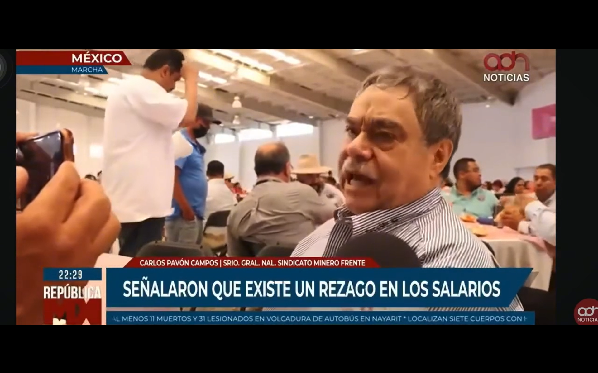 [Vídeo] Compañeros marchan por las reformas que precarizan el empleo.