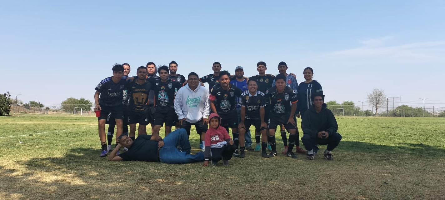[Galería] FRENTE Juanicipio Sección 82 en encuentro deportivo