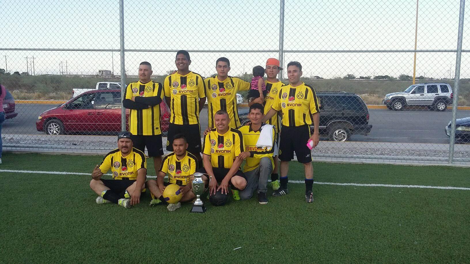 [Galería]  Gran final de fútbol Canes V.S. Guerreros en Academia Peñoles