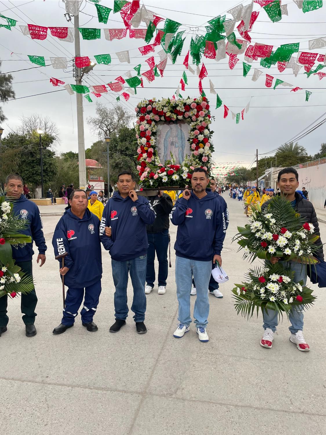 [Galería] Tradicional peregrinación por Compañeros de la Sección 8 