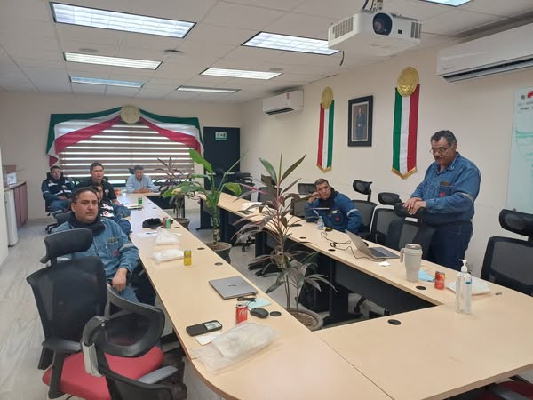 [Galería] Reunión de Seguridad en Frente Bermejillo; CSH, Sindicato y Gerencia