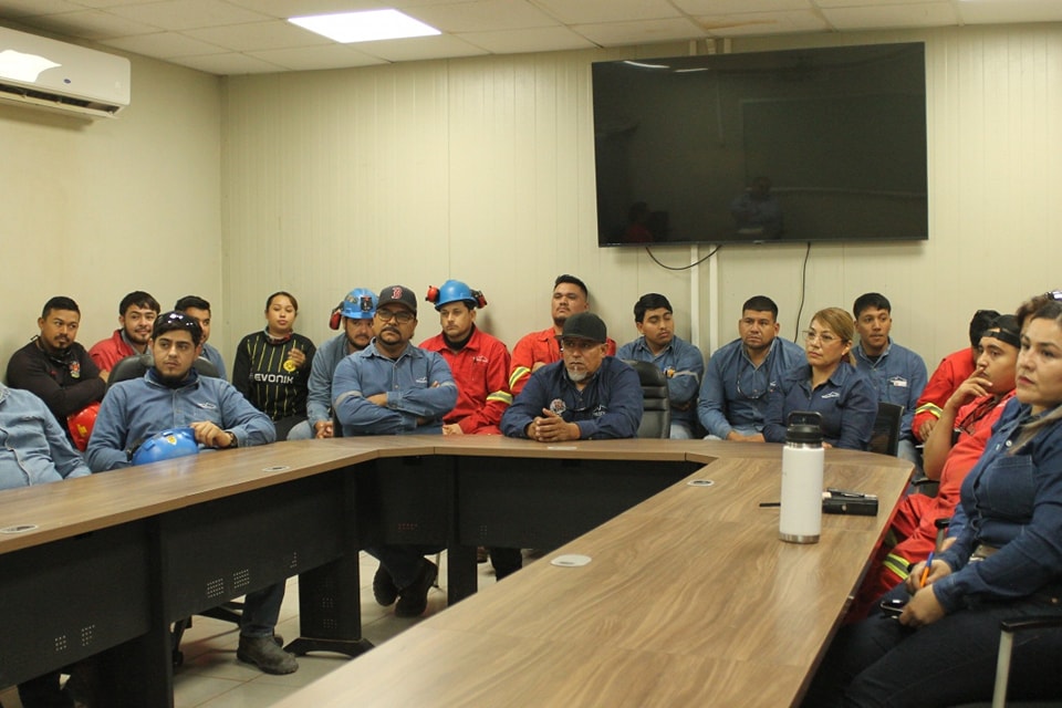 [Galería]  Áreas Pld 1 y Pld 2 en reunión con nuestro Secretario General Nacional, Carlos Pavón