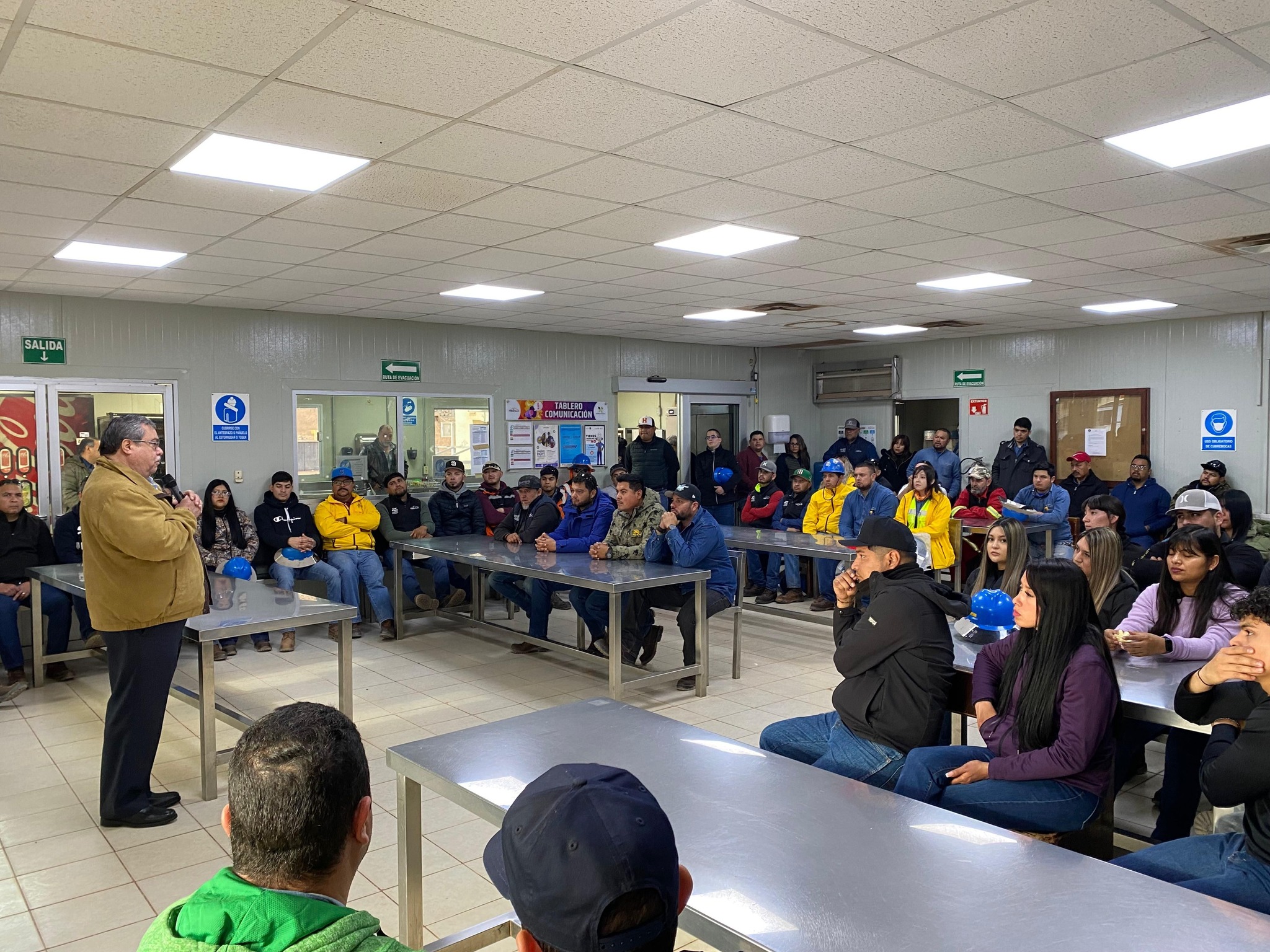 [Galería] Áreas PLD y de Servicios en reunión con el Secretario General, Carlos Pavón