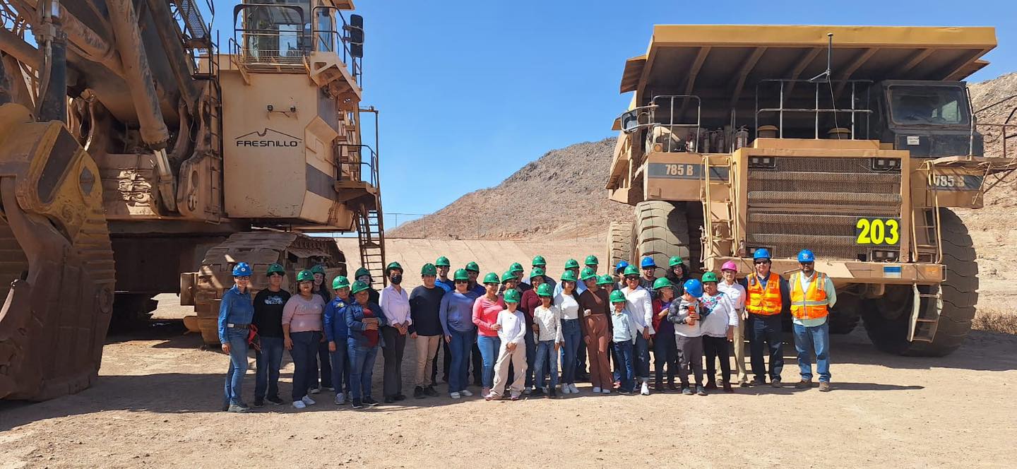 [Galería] Familias de Compañeros visitan Minera Herradura 