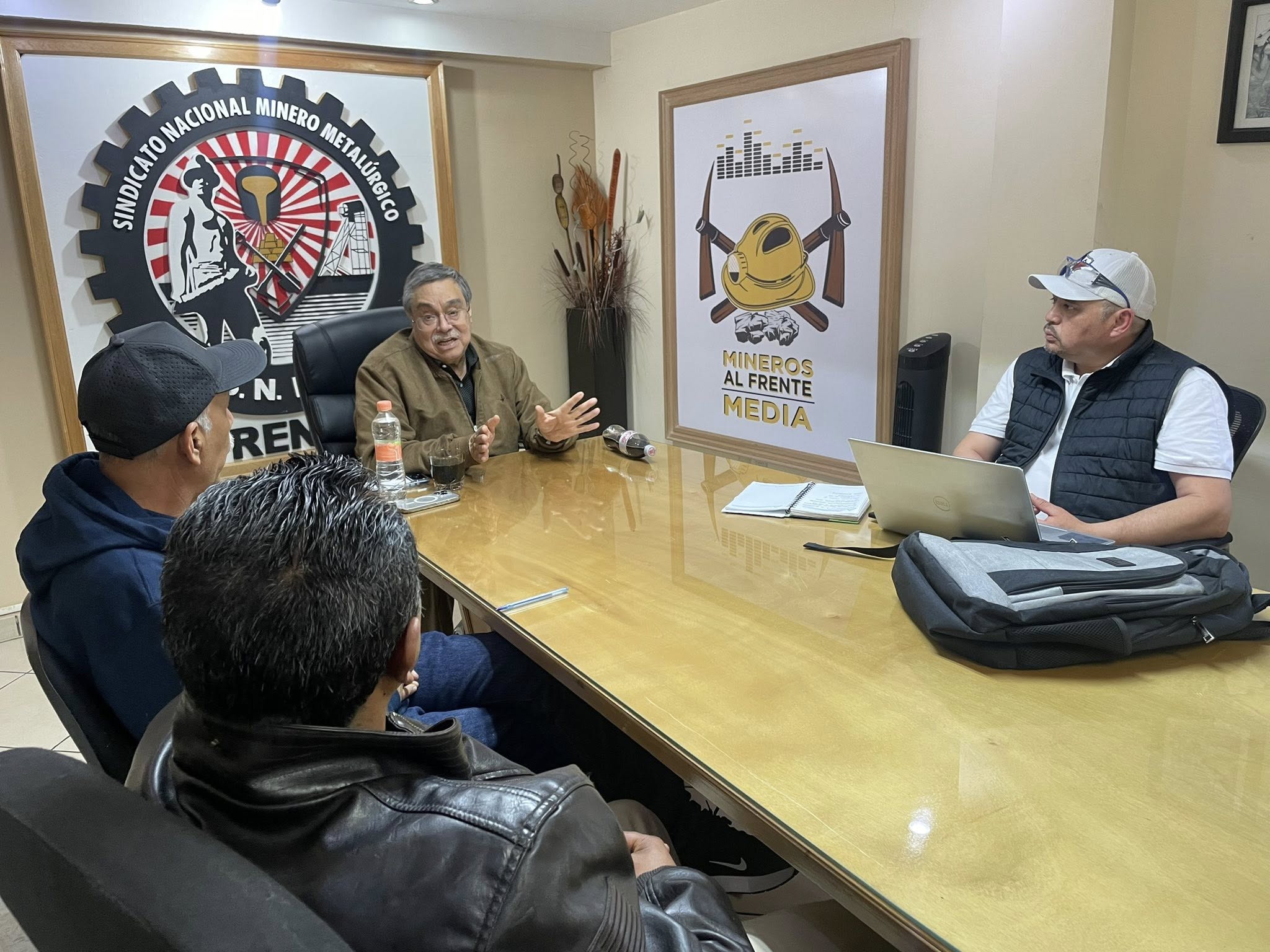 [Galería] Secretario General Nacional, Don Carlos Pavón, con Comisiones de Seguridad e Higiene de Distrito Fresnillo