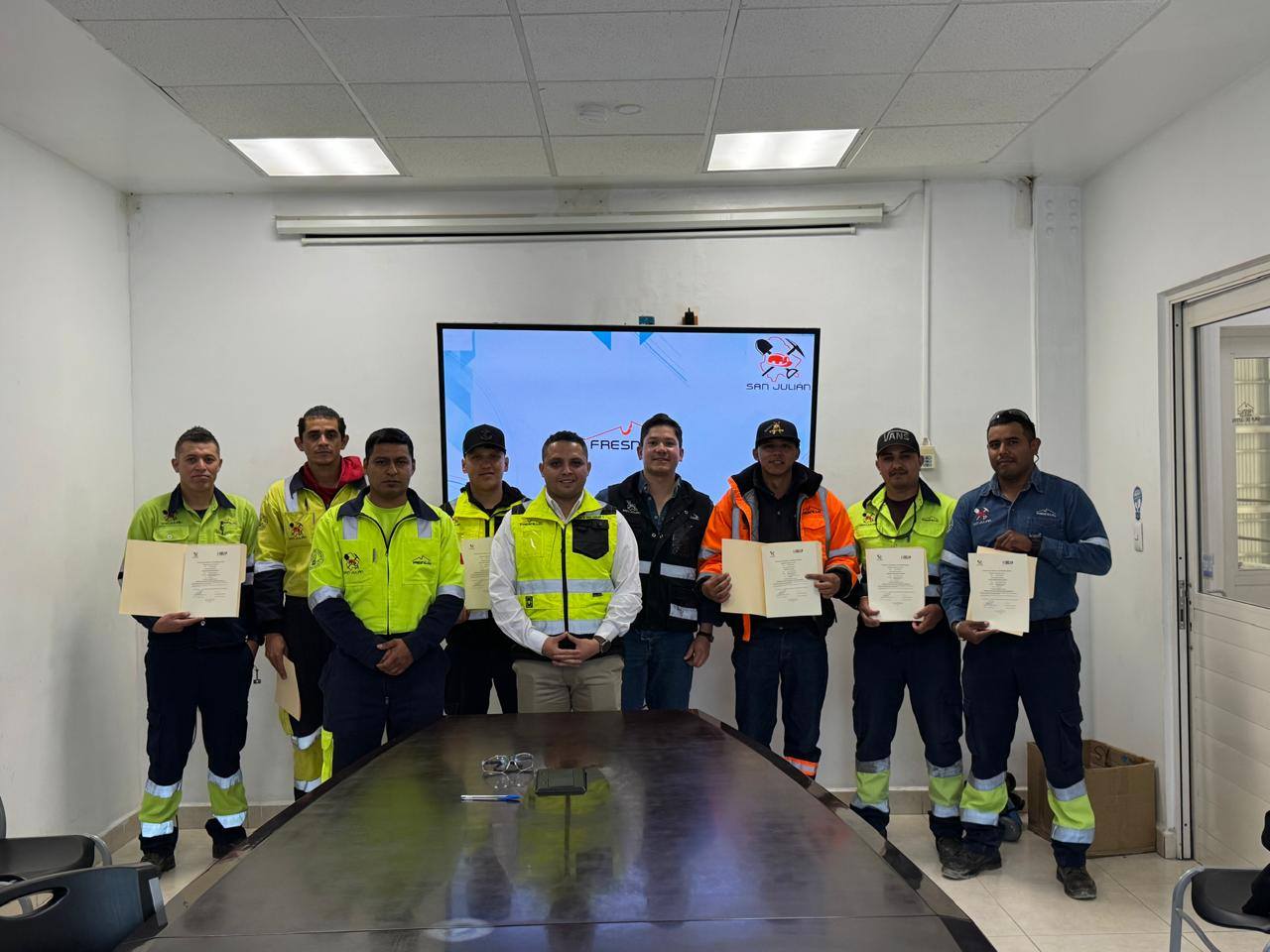 [Galería] Sección 31 San Julián entrega reconocimiento a Compañeros de planta