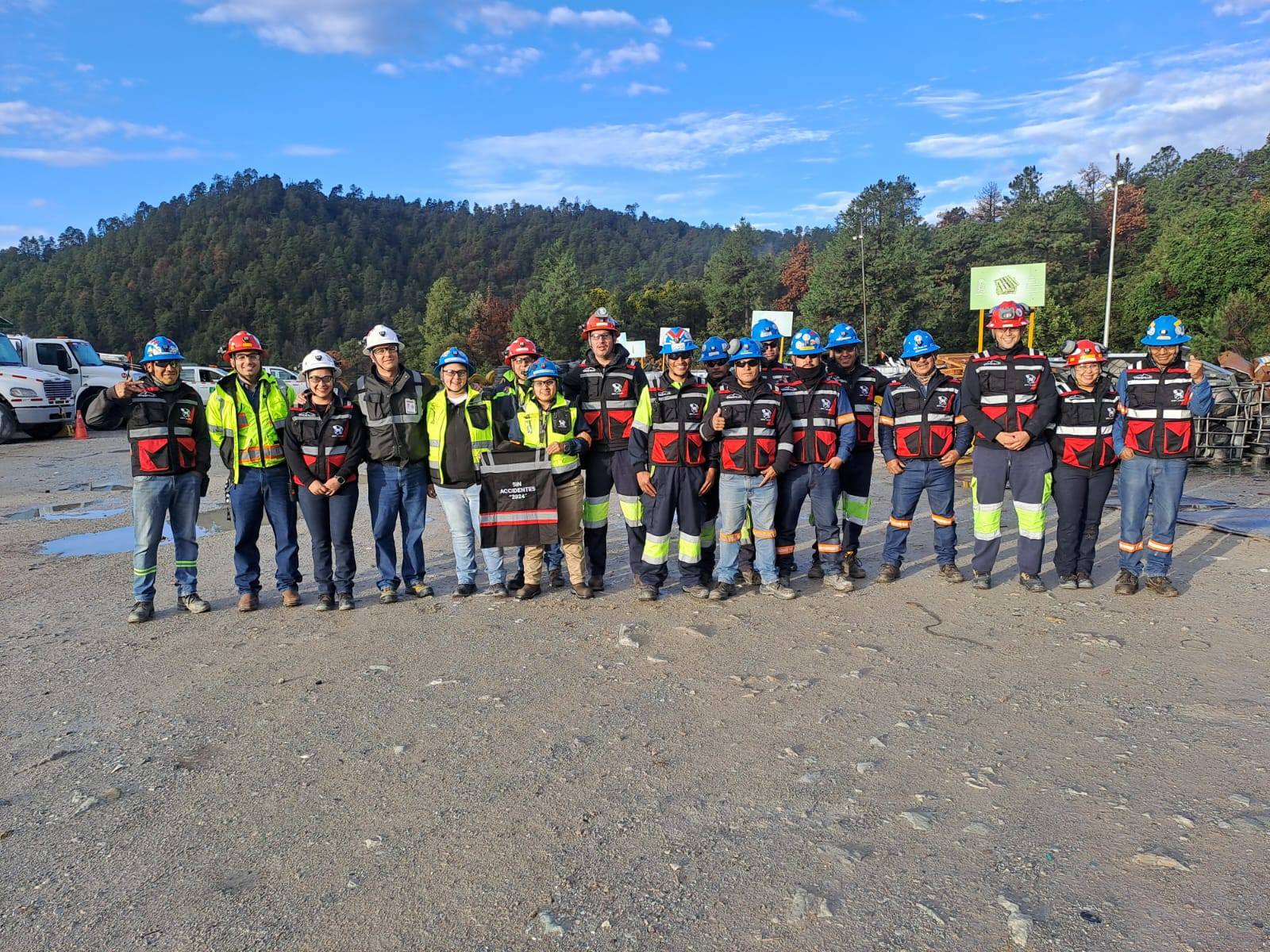 [Galería] Reconocen a Compañeros de la Sección 31 San Julian por sus Cero Accidentes en el 2024