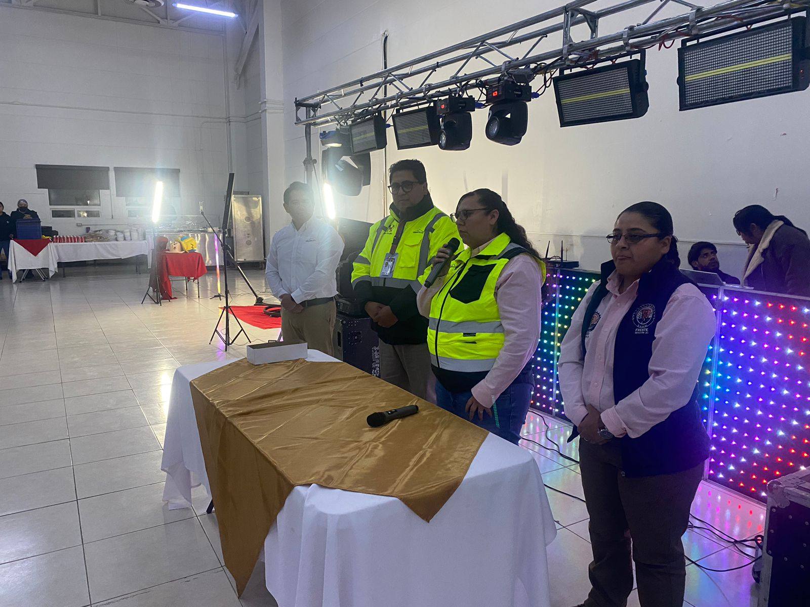 [Galería] Entrega de reconocimientos a Compañeros que cumplen 5 años en esta gran familia FRENTE