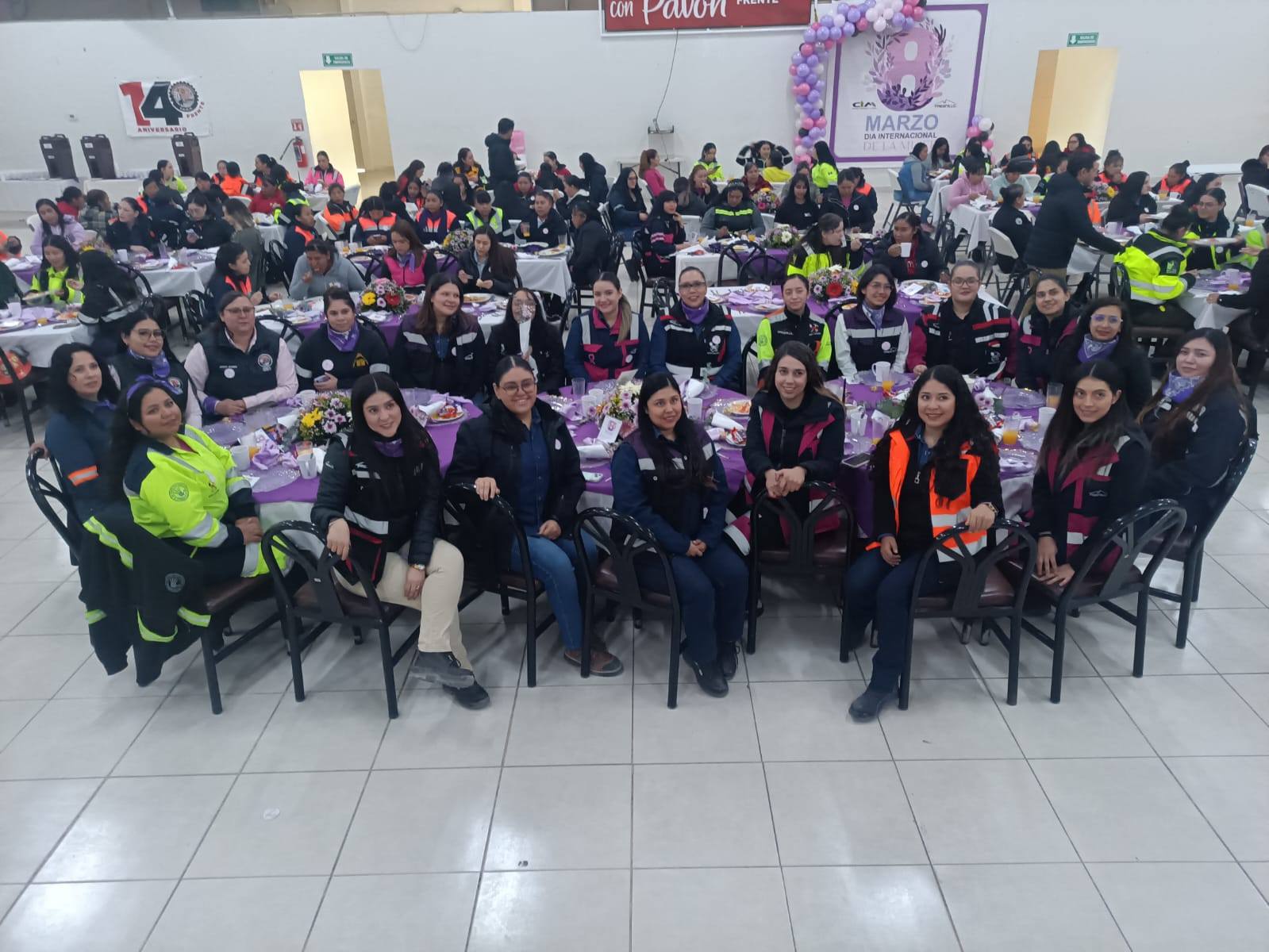 [Galería] Compañeras mineras de San Julián Sección 31 conmemorando el día internacional de la mujer