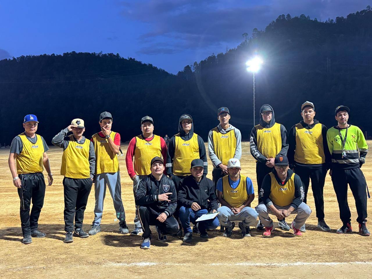 [Galería] Sección 31 San Julián en tarde de juego; volleyball y softball 