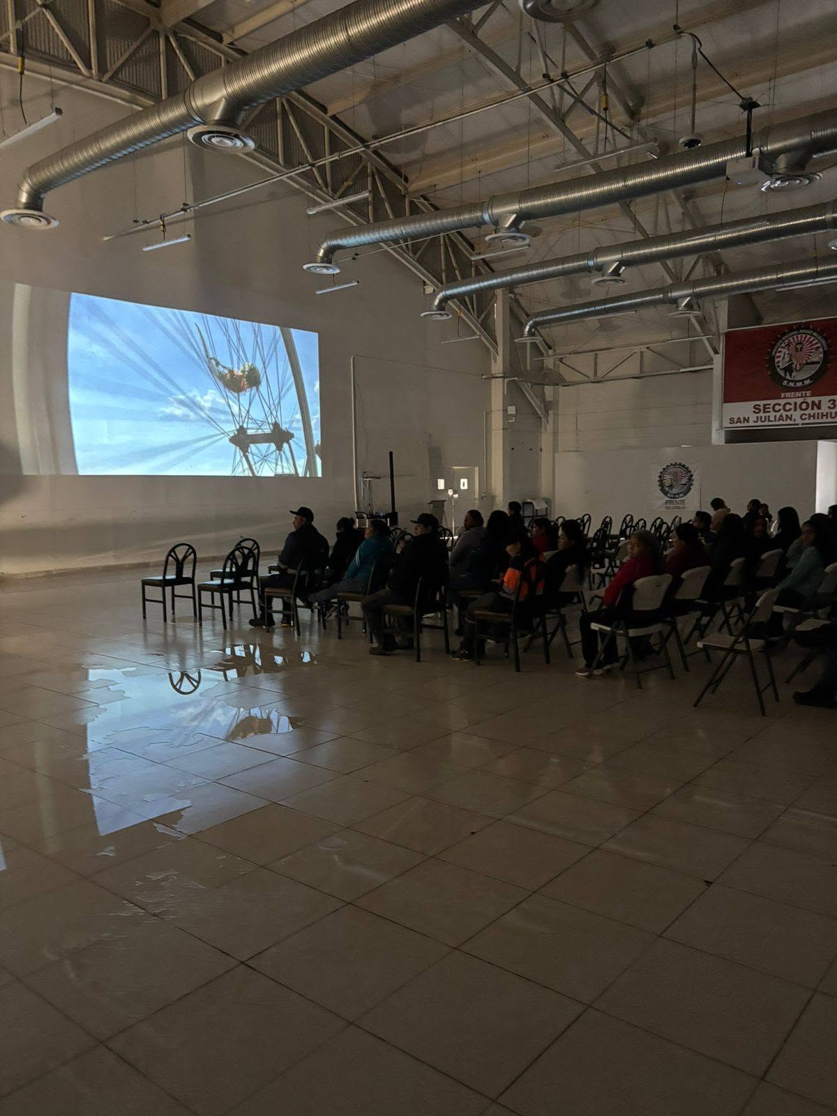 [Galería] Sábado de cine, tradición de Minera San Julián 