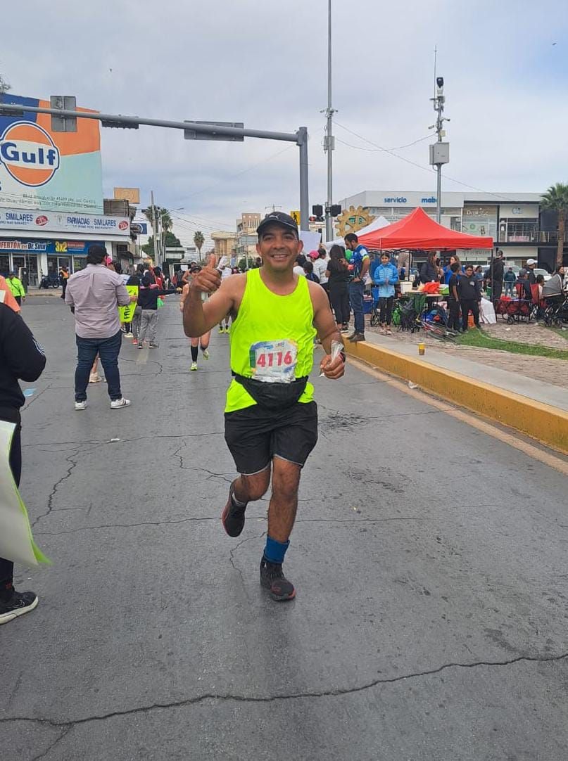 [Galería] Compañeros de El Frente Sección 74 Torreón en su participació