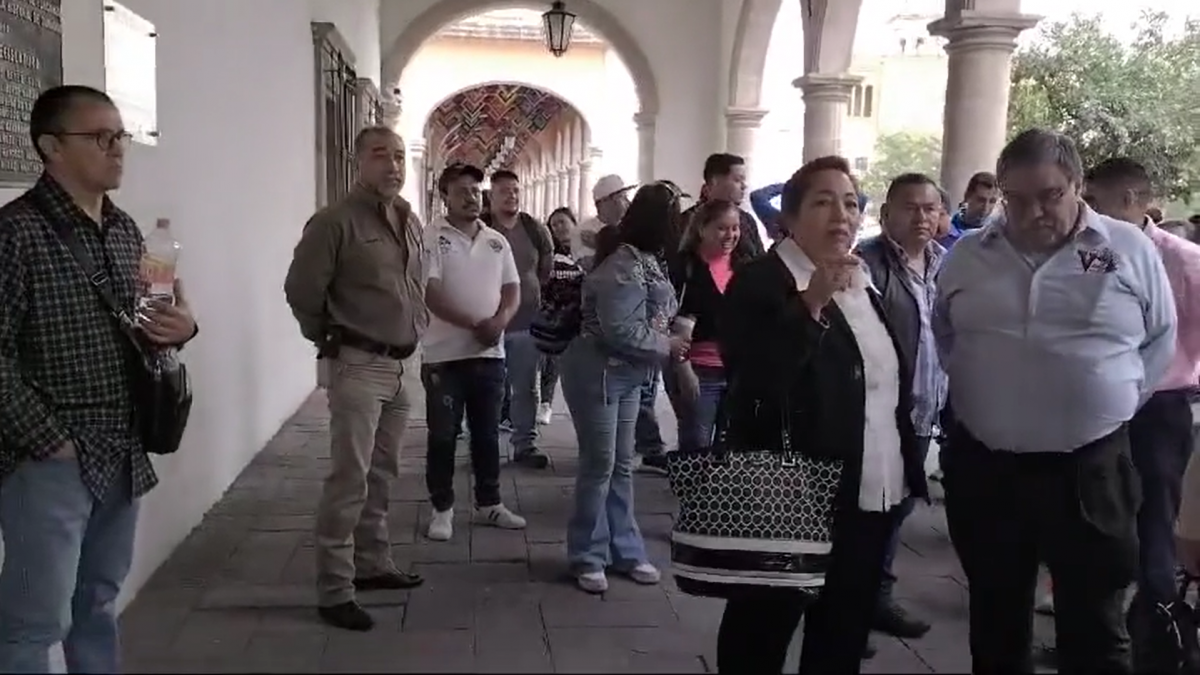 [Vídeo] Velardeña llega al Congreso del Estado solicitando intervención de diputados