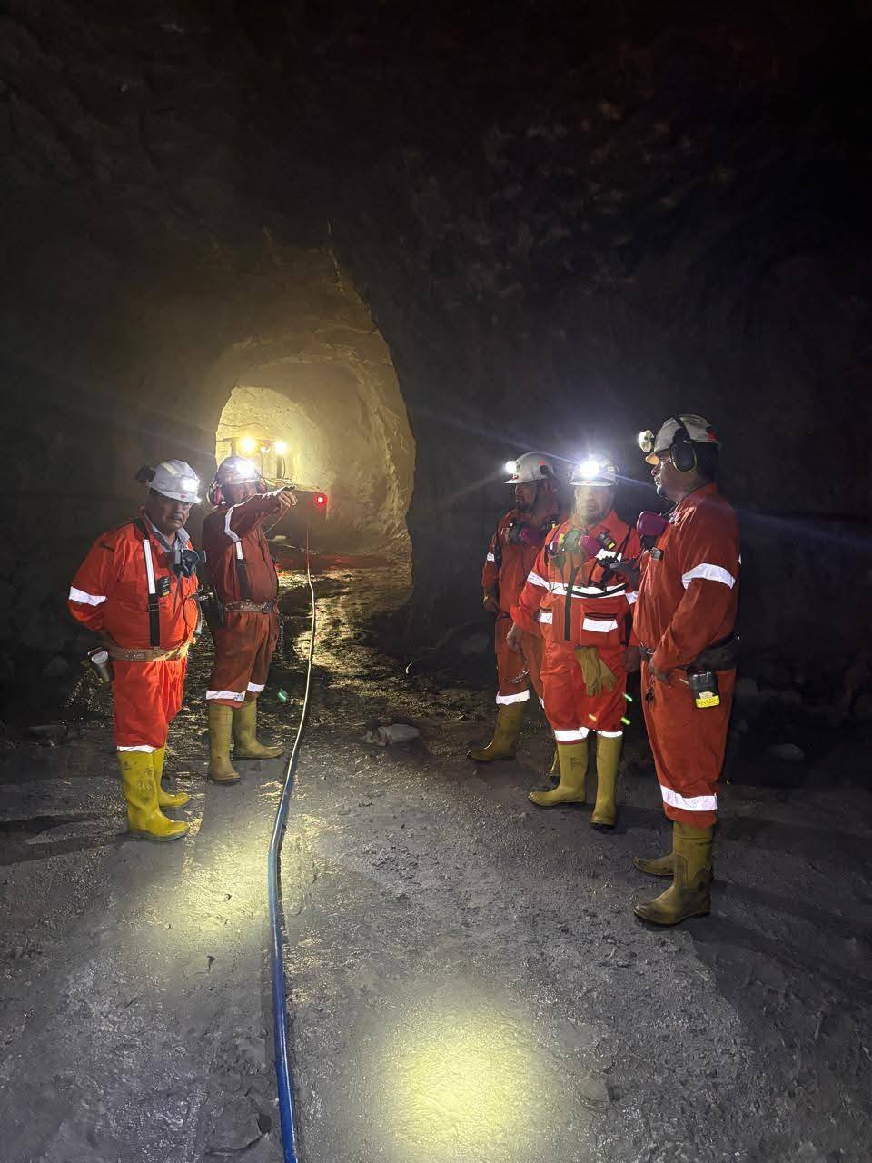 [Galería] Mineros Velardeña Durango en recorrido al interior de mina, primero la seguridad