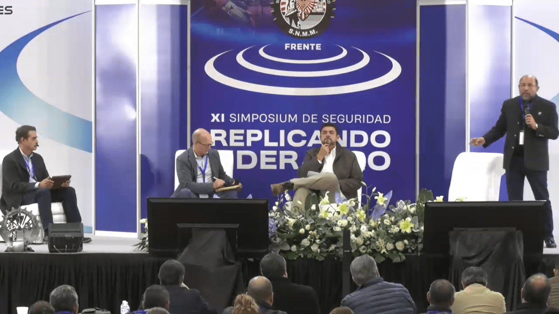 Foro de directores operativos en torno a Liderazgo visible SIMPOSIUM SEGURIDAD 2023